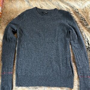 Small Dark Grey Banana Republic Sweater